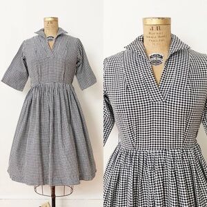 Vintage: 1950s / 50s Black and White Shepherd's Check Fit and Flare Dress
